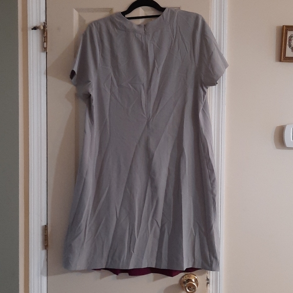 Colorblocked Liz Lange Target Maternity Dress - Picture 4 of 4